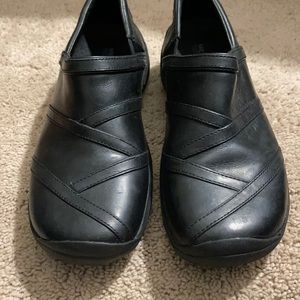 Woman’s 10 Black Merrell Encore Eclipse